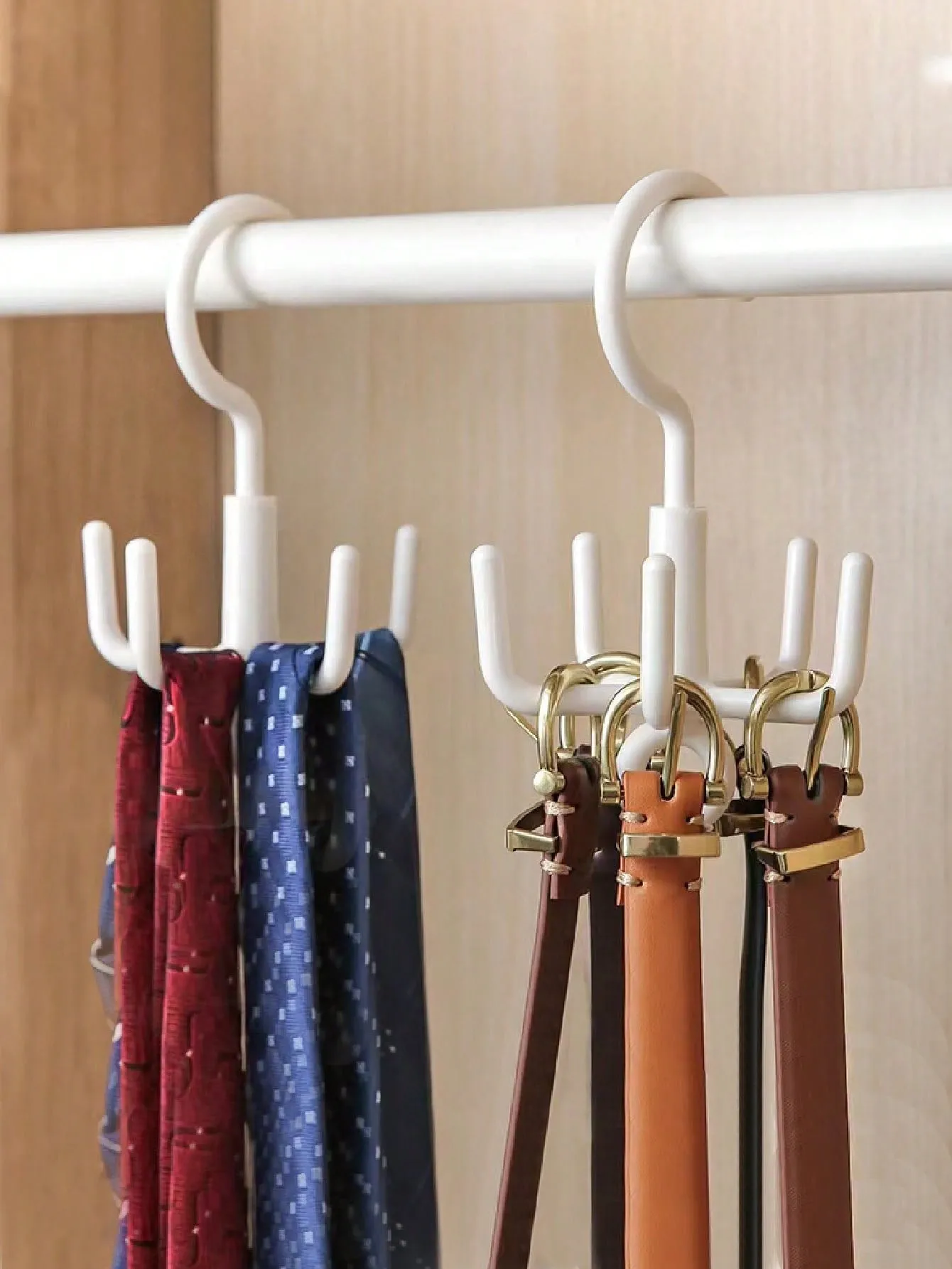 4-Hook Rotating Storage Solution for Clothes and Accessories