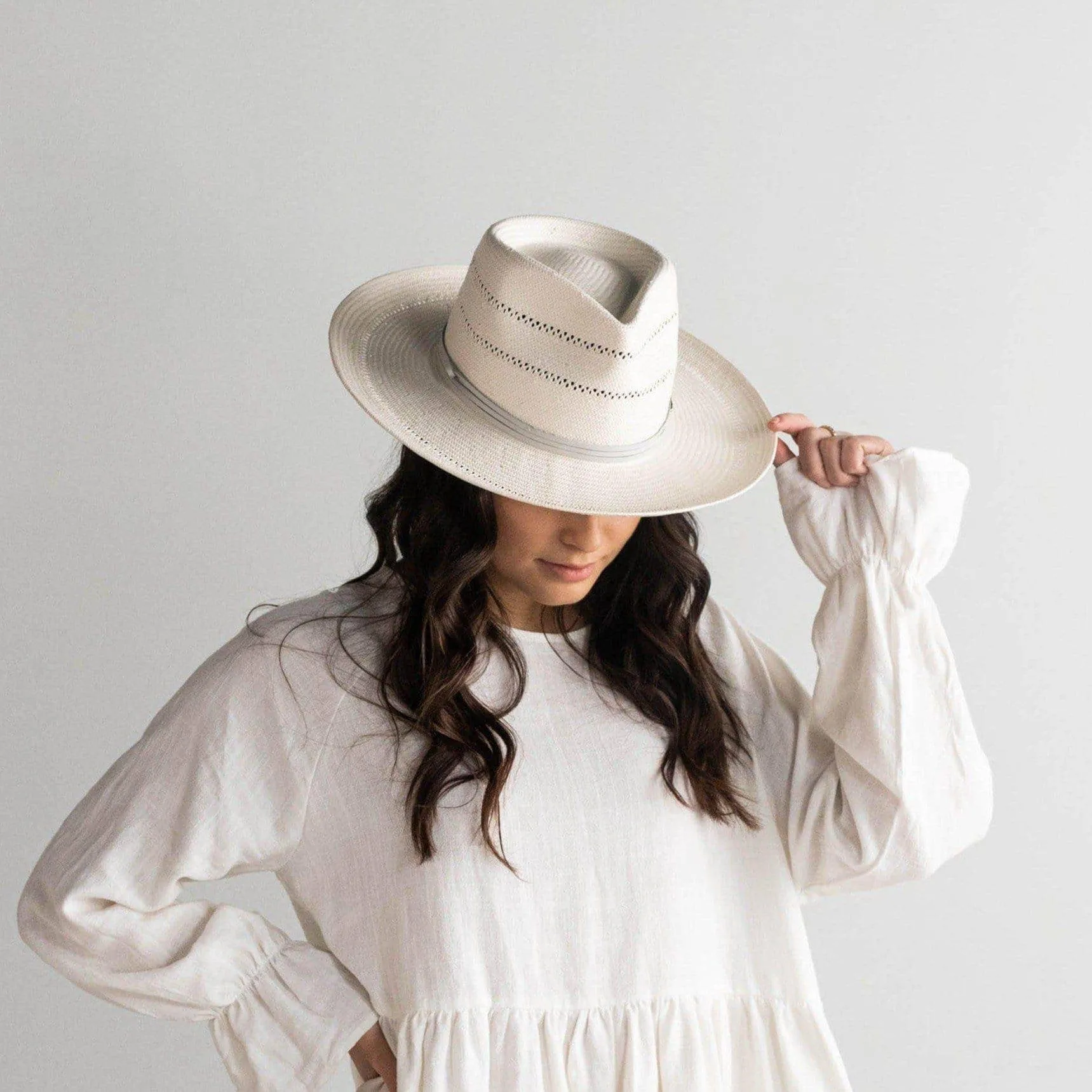 Arlo Straw Teardrop Fedora: Size 59 M/L / Honey