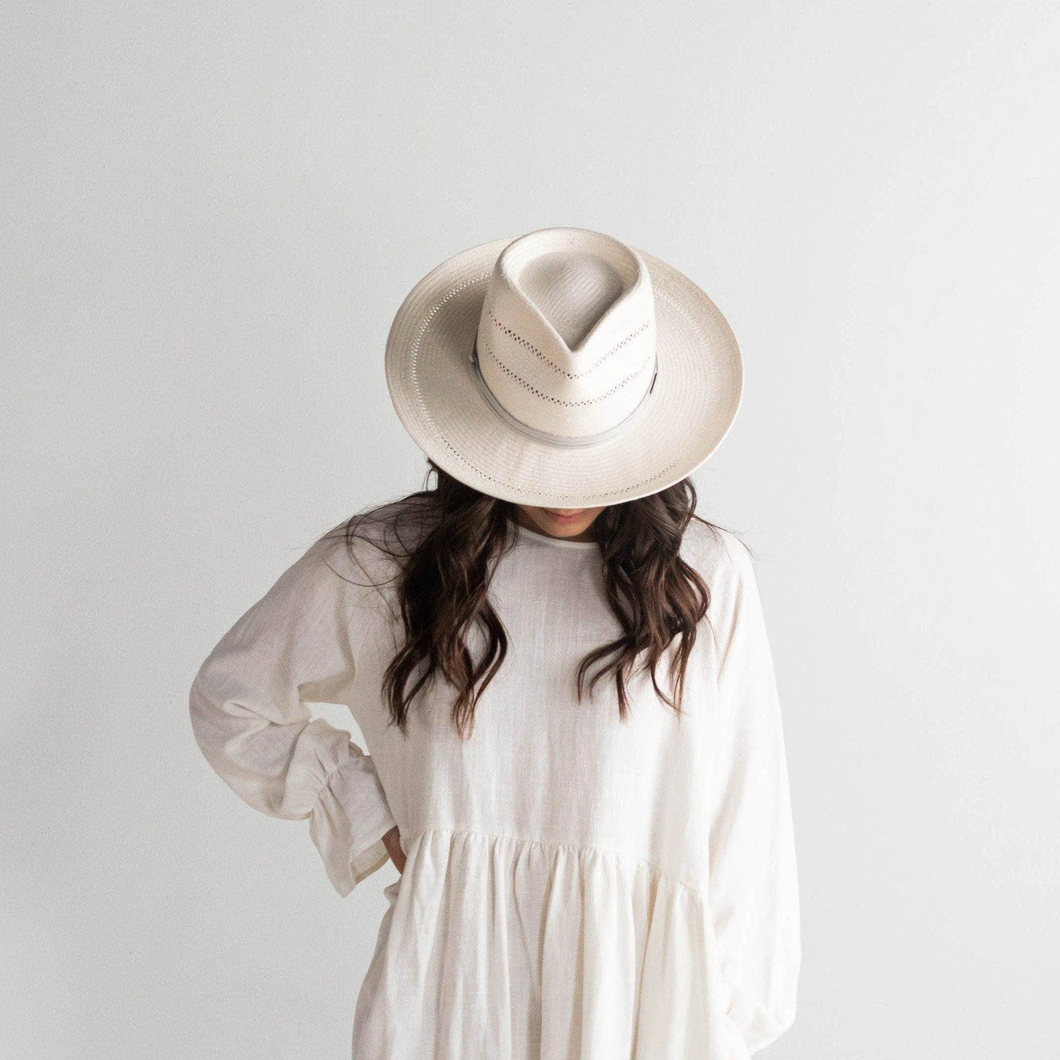 Arlo Straw Teardrop Fedora: Size 59 M/L / Honey