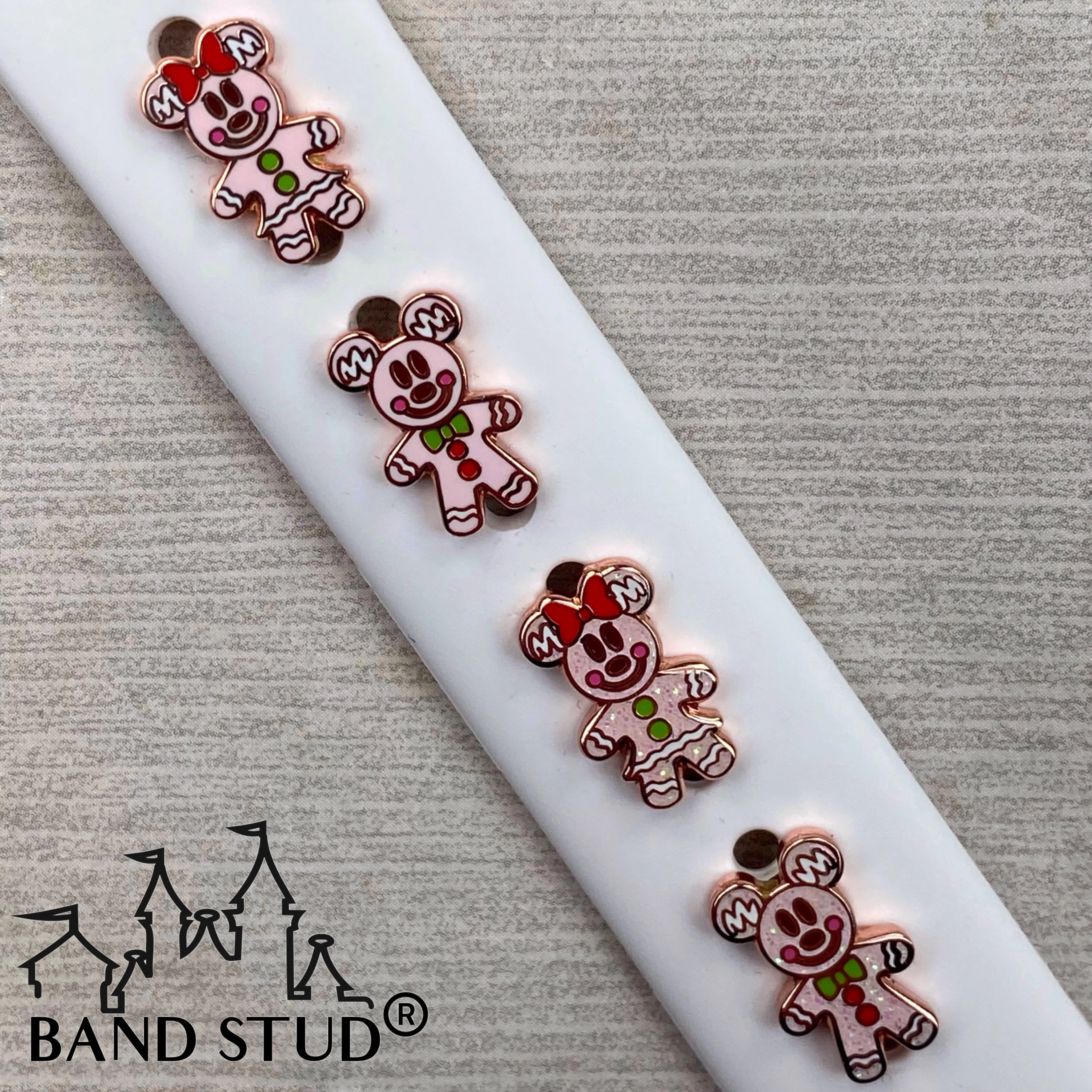 Band Stud® - Christmas Collection - Gingerbread Magic PINK