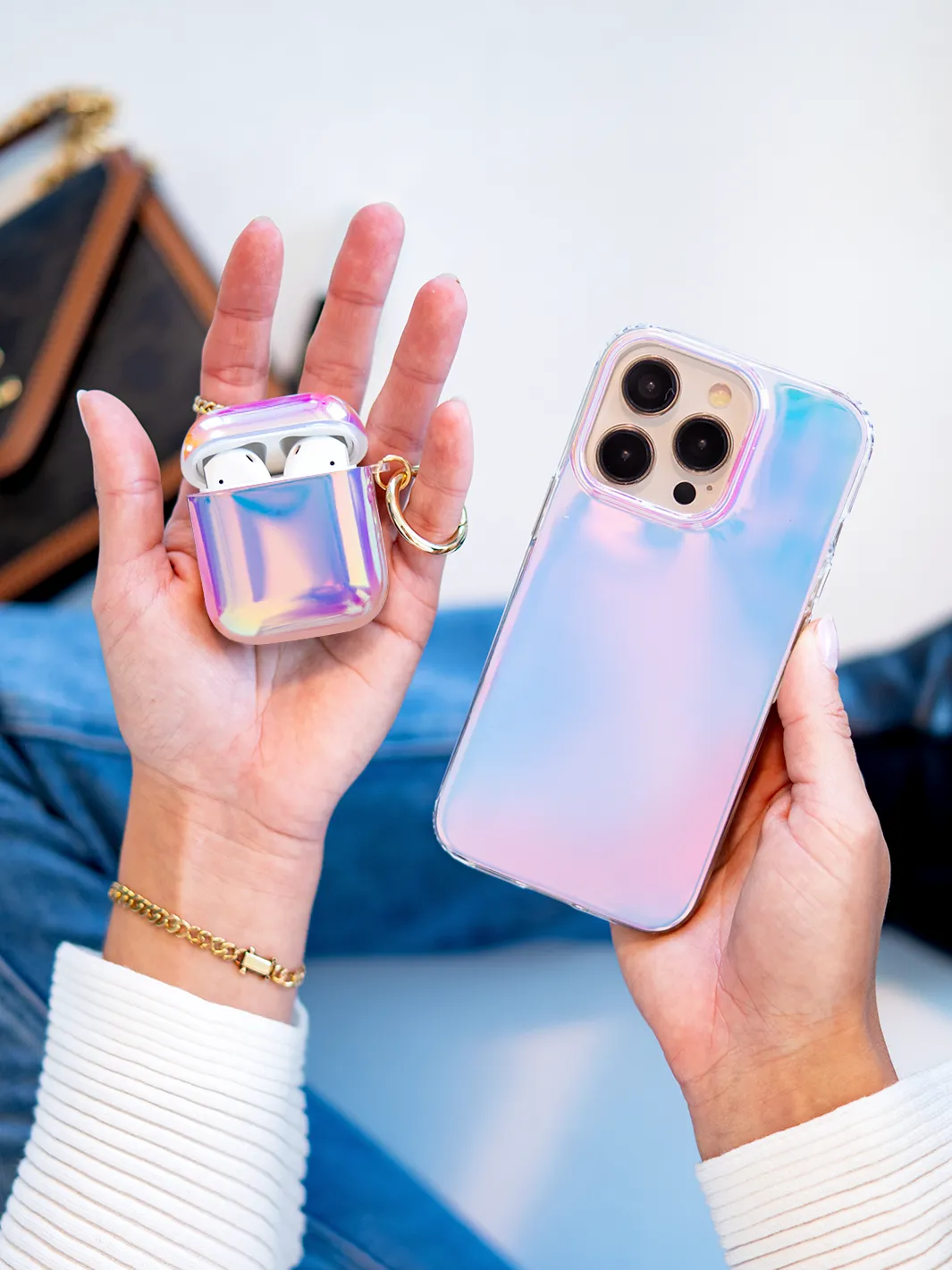 Ellie Rose - Airpods Case Aura