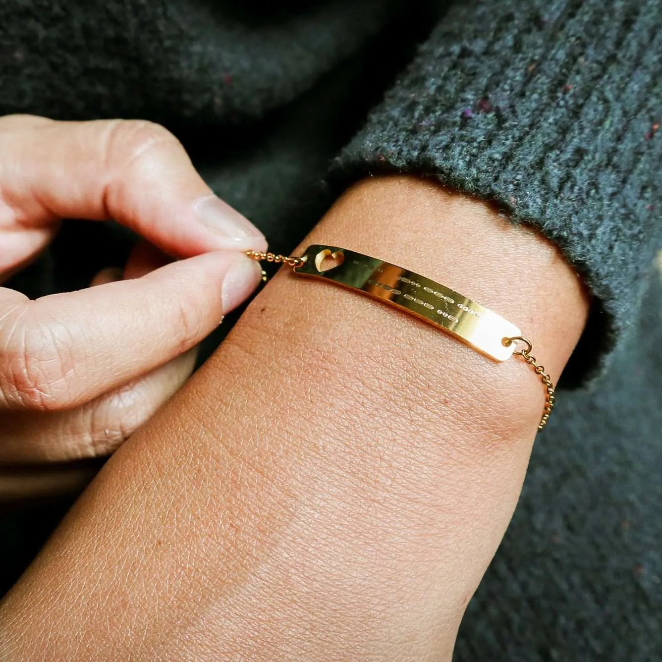 GEMMA - ENGRAVED BRACELET