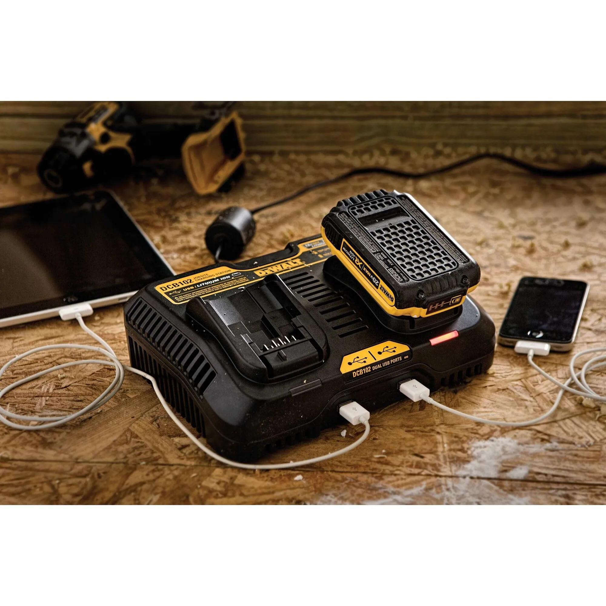 Open Box -  DEWALT 12-Volt - 20-Volt MAX Lithium-Ion Dual Port Jobsite Fast Charging Station