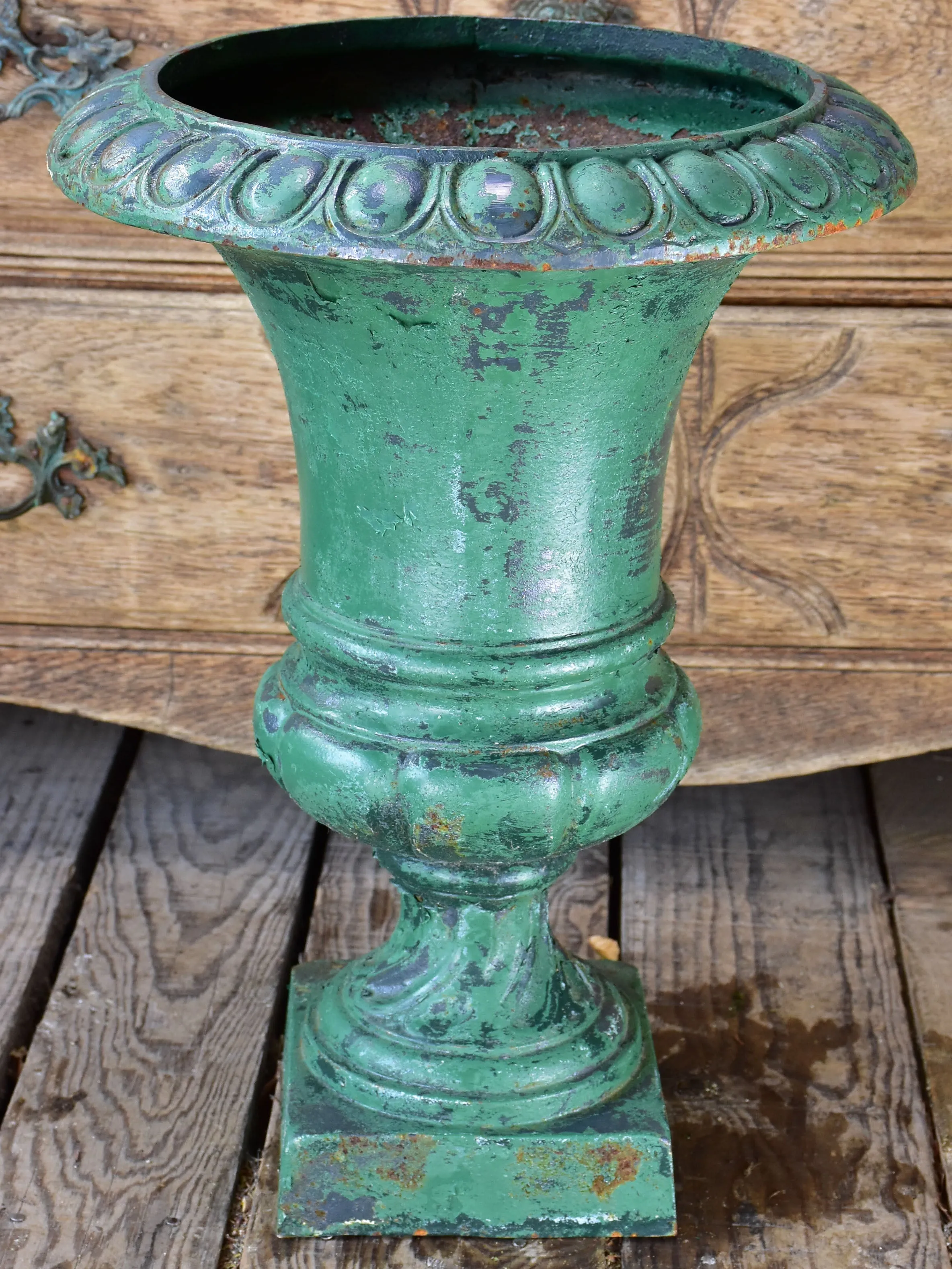 Rare collection of 4 Medici urns with green patina