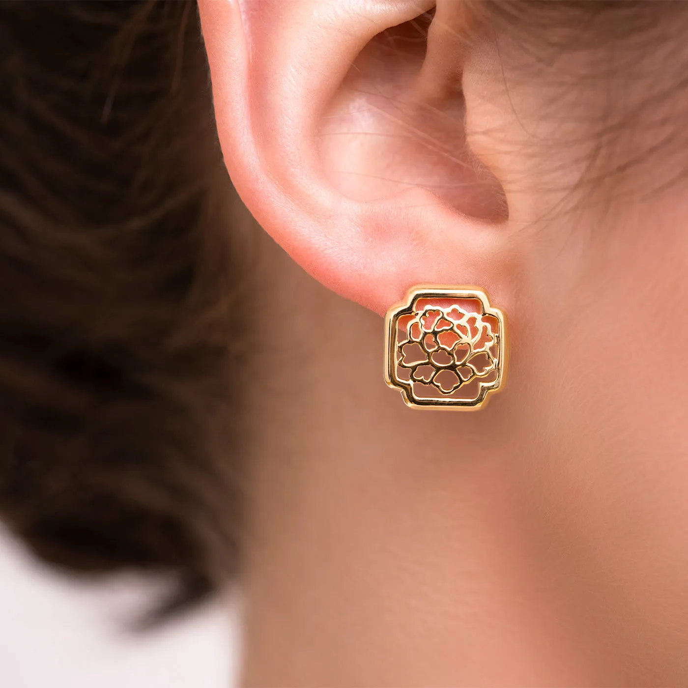 Tang Flower Stud Earrings